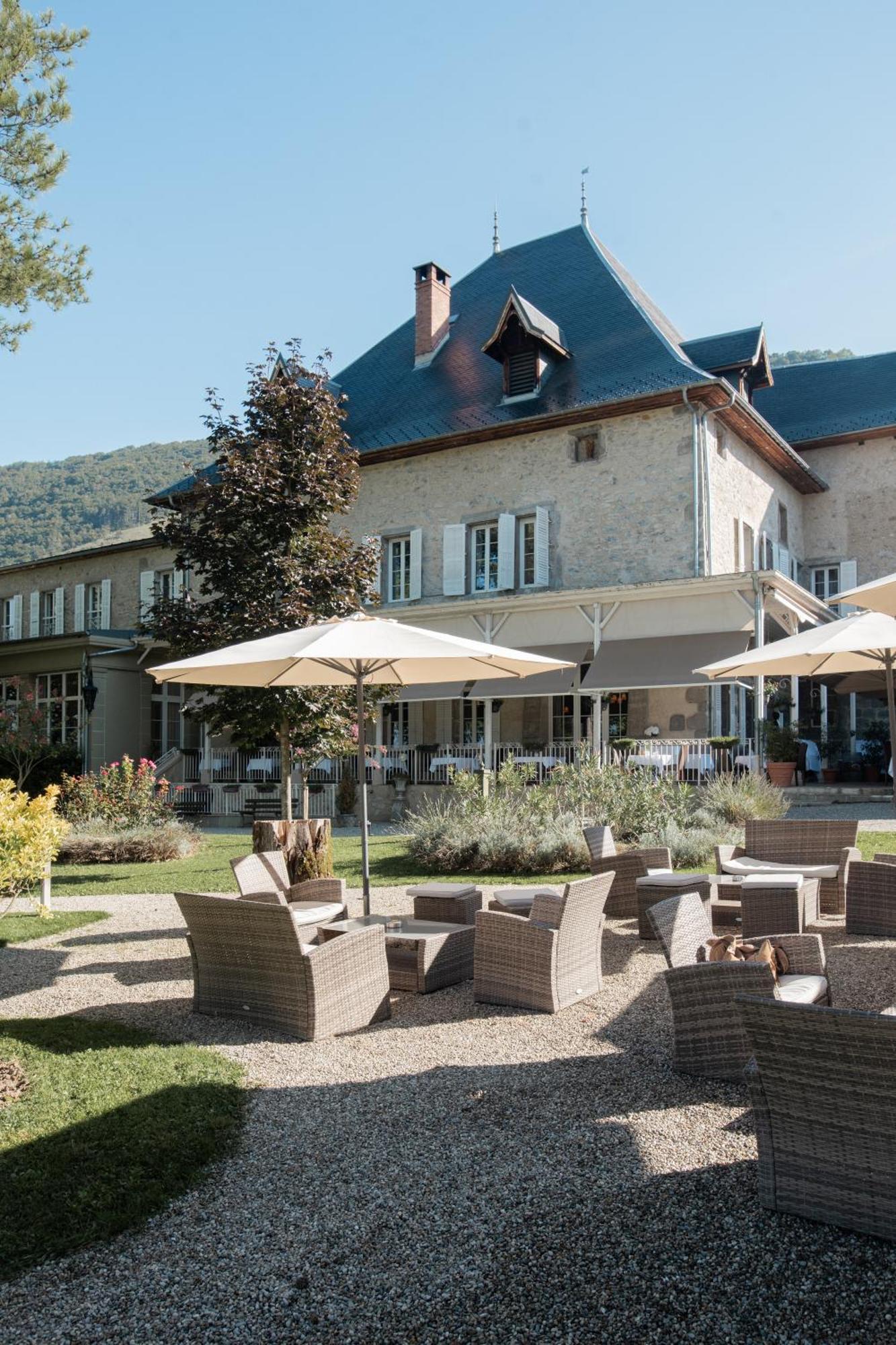 Chateau Des Comtes De Challes Экстерьер фото