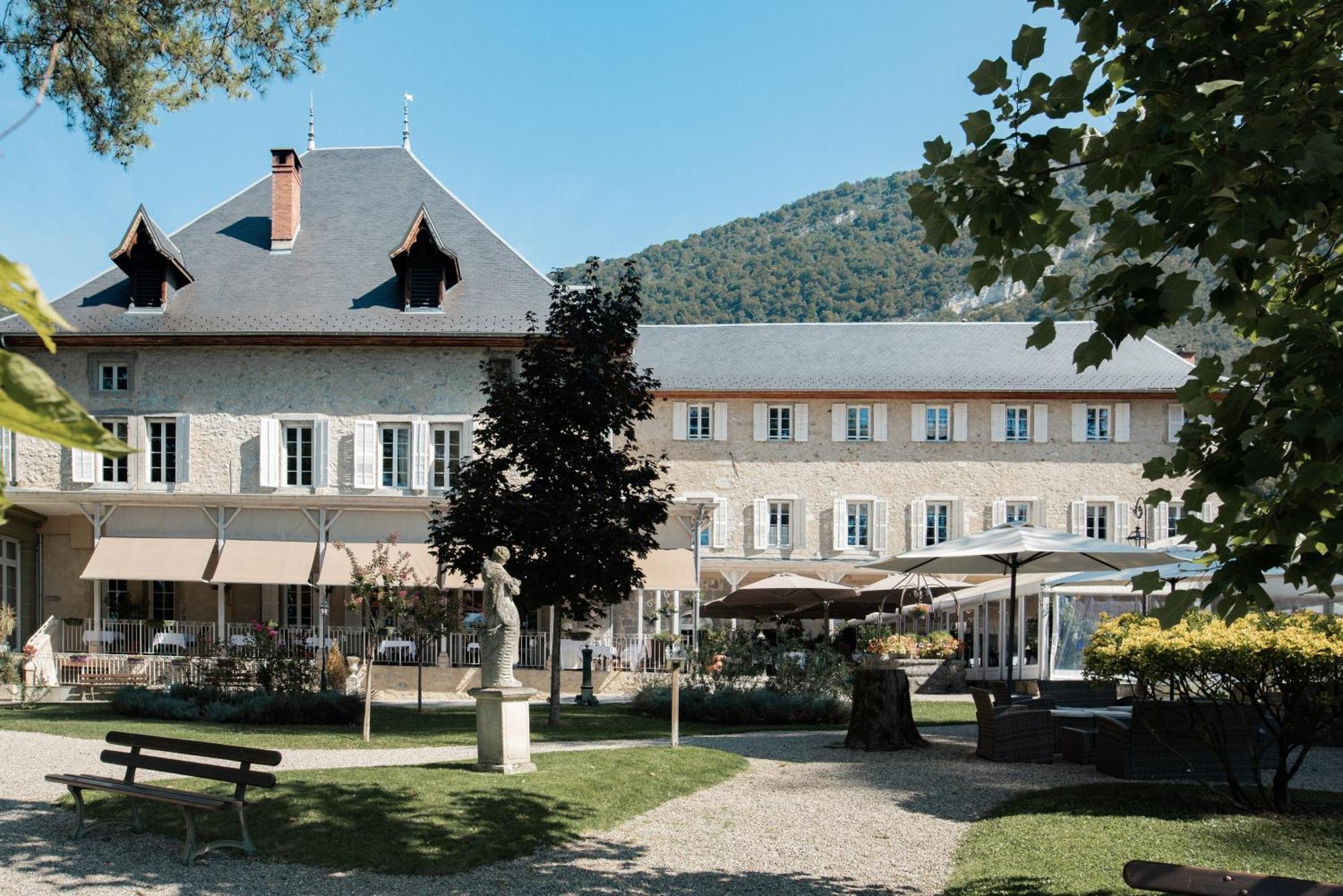 Chateau Des Comtes De Challes Экстерьер фото